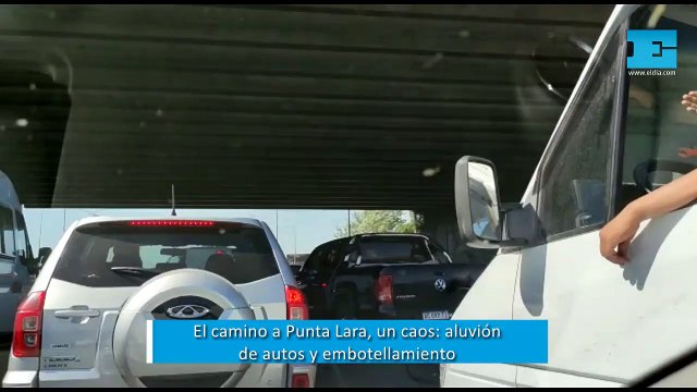 El camino a Punta Lara, un caos: aluvión de autos y embotellamiento