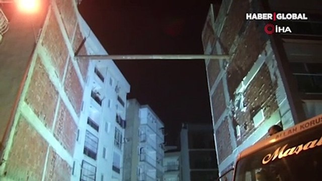 İnşaatın temel kazısı sırasında yan bina kaydı: 5 bina boşaltıldı