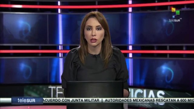 En clima de completa normalidad ciudadanos venezolanos ejercen su derecho al voto