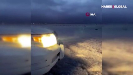 Sonunda bu da oldu! Suudi Arabistan'a kar yağdı