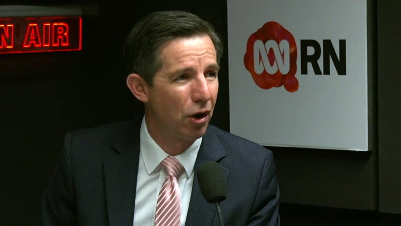 Backbenchers threaten to withhold legislation support over dispute on vaccine mandates