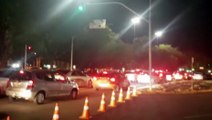 Evento de Natal deixa cruzamento da Avenida Tancredo com a Rua Rio Grande do Sul muito congestionado