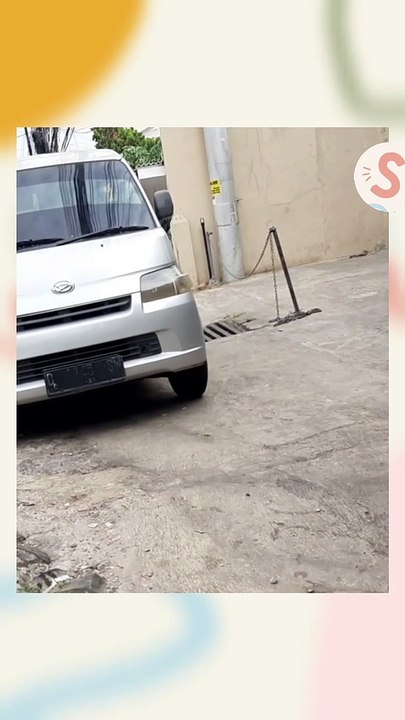 Jalanan Ciumbuleuit Macet Runyam
