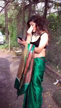 Mere Jigar Ka Challa Tu Meri Jaan Hai | Meri Gud Ki Dali | Meri Najuk Kali | Shadi Wala Joda | Haryanvi Song | Mouni Roy #shorts