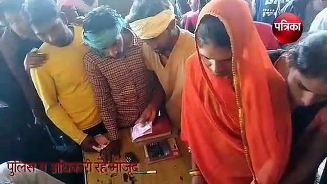 यूरिया की किल्लत: दूसरे जिलों से पहुंच रहे है किसान