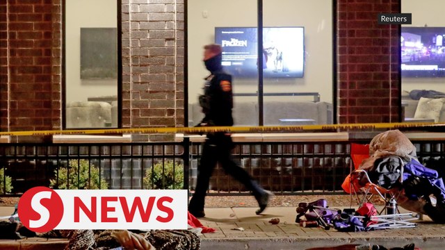 SUV ploughs through Christmas parade in Wisconsin