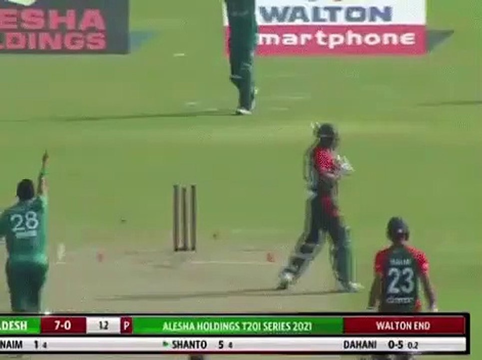 شاہنواز دھانی کا ڈیبیو ، ٹی ٹوئنٹی میں پہلی وکٹ حاصل کر لی