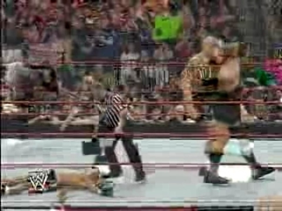 Big Show & Mayweather Argue