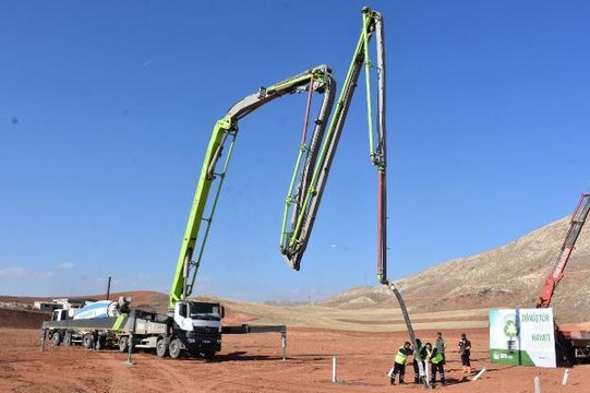 ÇÖPTEN ELDE EDİLEN ENERJİ, CAM SERAYI ISITACAK