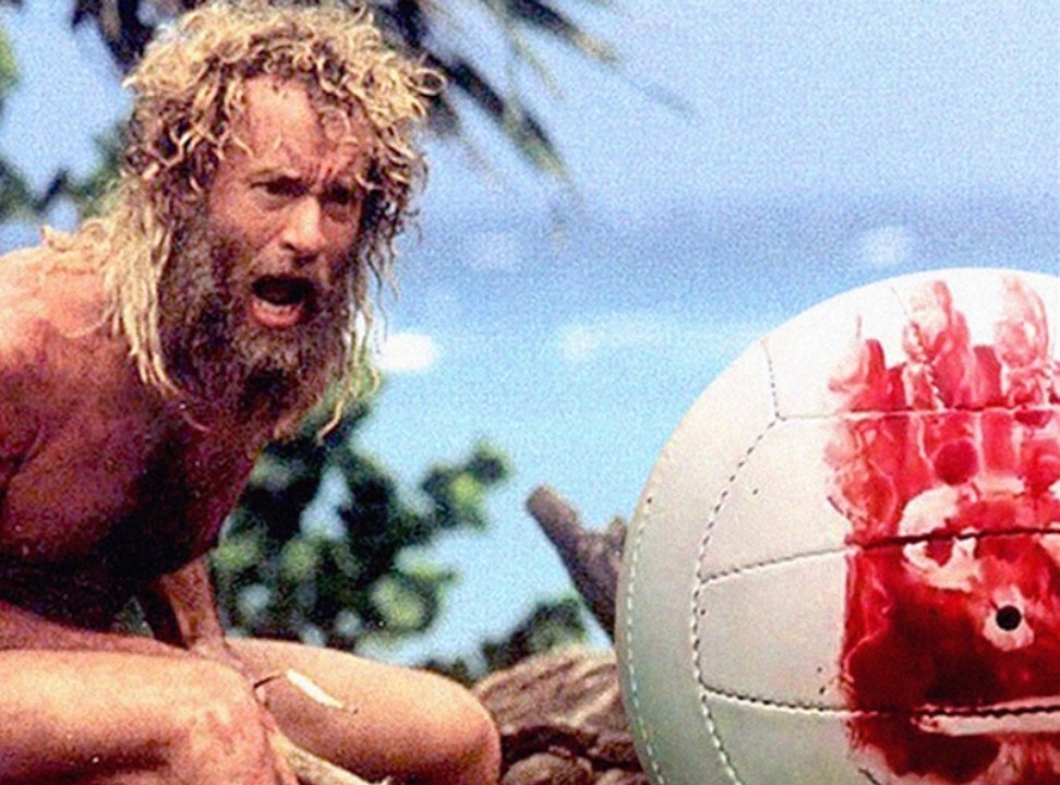 بيع كرة توم هانكس في فيلم Cast Away بمبلغ ضخم ف...