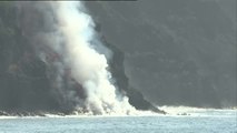 Nueva fajana en La Palma tras tocar la lava aguas del Atlántico