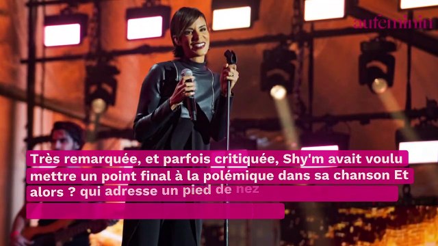 NRJ Music Awards : Shy'm ose la robe ultra-échancrée ! (Photos)