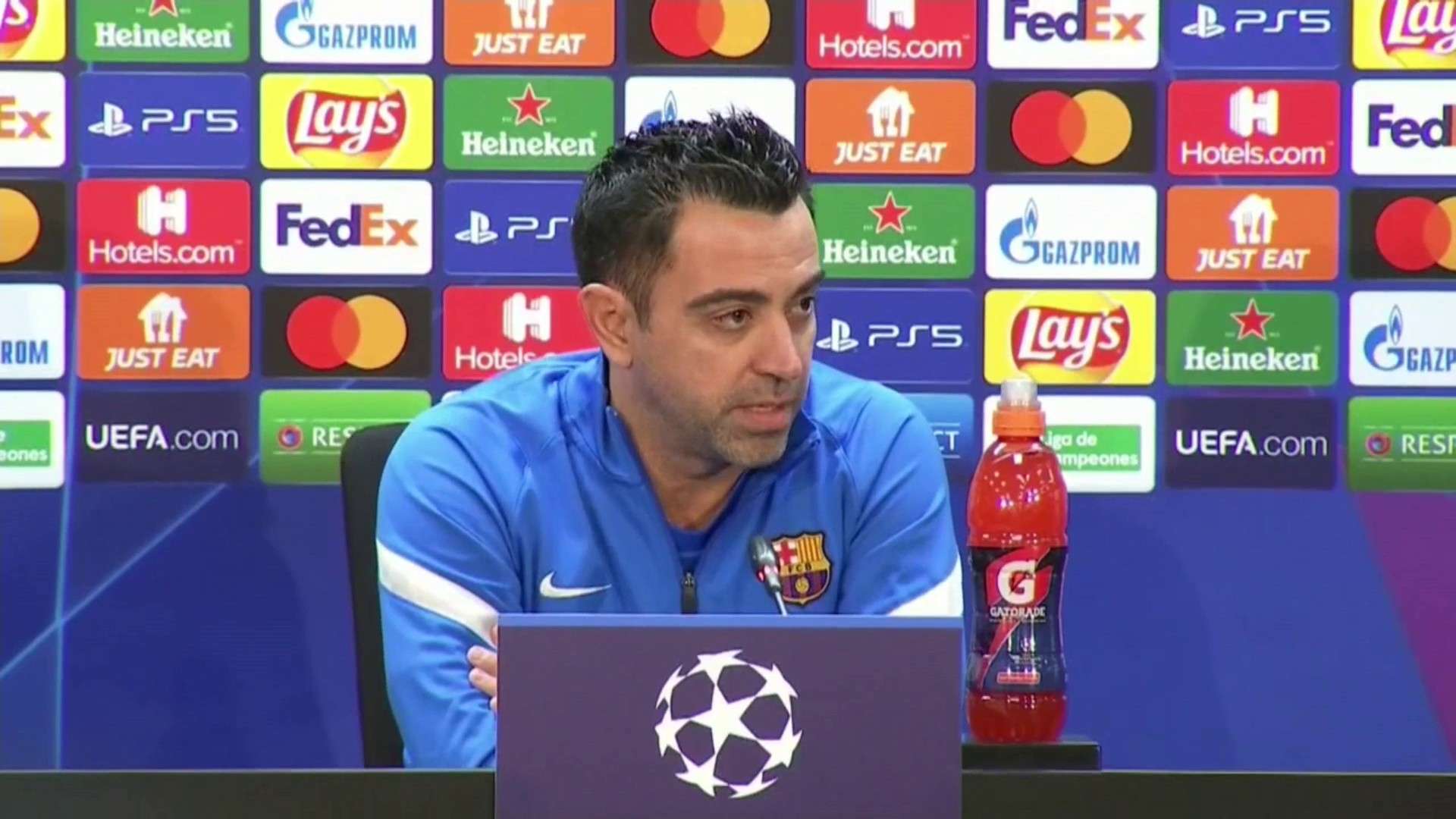 Xavi: "El rendimiento que ha dado Pedri con 17 y 18 años es extraordinario tanto en el Barcelona como en la selección"