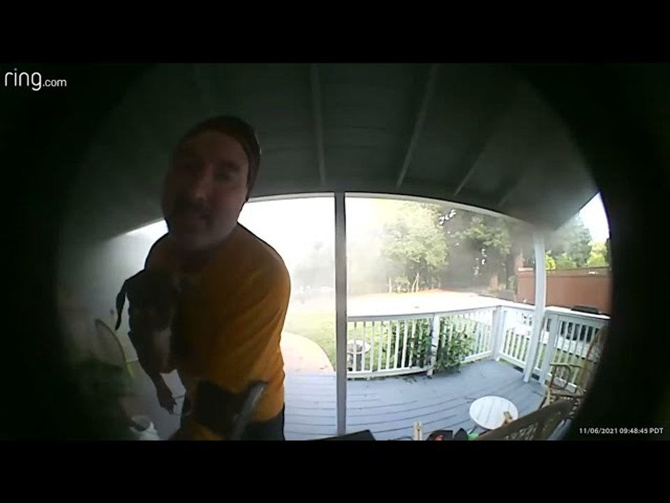 Good Samaritan Saves Pets From Fire