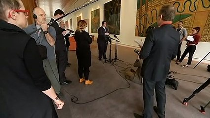 Coalition facing party room revolt over vaccine mandates