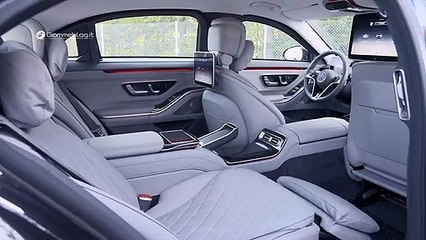 Mercedes Benz S 680 GUARD  INTERIOR TECH FEATURES