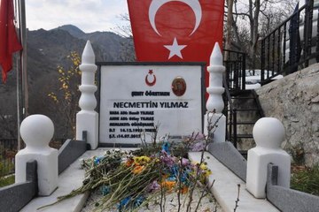 Son dakika... ŞEHİT NECMETTİN ÖĞRETMENİN BABASI OĞLUM 24 KASIM'I 1 KERE KUTLADI