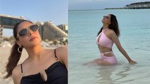 Aamna Sharif Hot Look In Bikini Viral । Aamna Sharif न Pink Bikini पहन दिखाया Bold अंदाज । Boldsky