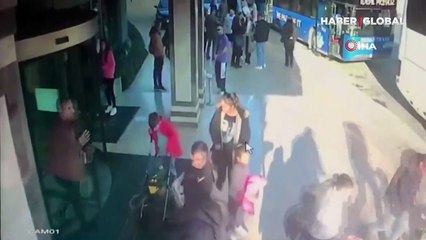 Bulgaristan'da kazaya karışan tur otobüsünün yolcuları İstanbul'da otelden çıkarken kameraya yansıdı