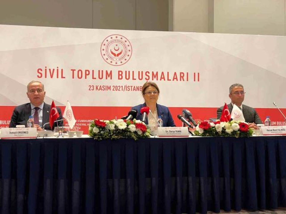 Aile ve Sosyal Hizmetler Bakanı Yanık: " Sosyal hizmetlerimizin tamamını aile odaklı bir stratejiyle yürütüyoruz"