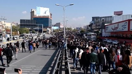 SÜLEYMANİYE - Üniversite öğrencilerinin gösterileri üçüncü gününde devam ediyor