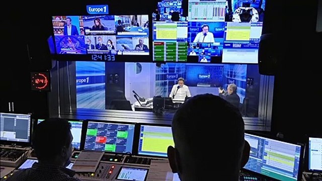 Football : après les violences, Darmanin promet des propositions dans 15 jours