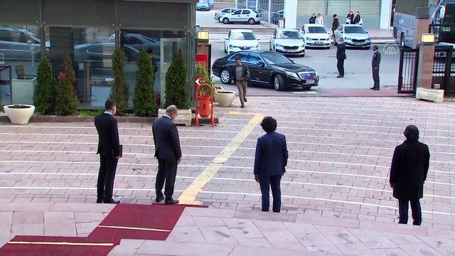 Tüm siyasi parti liderlerini gerçek ekonomik Kurtuluş Savaşı başlatmaya çağırıyorum diyen Davutoğlu, Kılıçdaroğlu ile görüştü