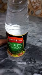 برتنوں سے مچھلی کی بو کیسے دور کریں