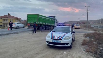 Kamyonun çarptığı lise öğrencisi ağır yaralandı