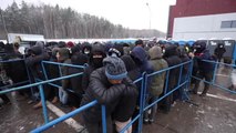 Belarus-Polonya sınırındaki göçmenler bekleyişlerini sürdürüyor