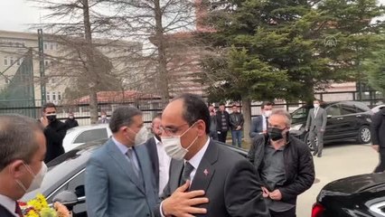 İbrahim Kalın: "Aynı anda hem anlamlı hem de özgür bir hayat yaşayabiliriz"