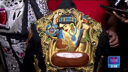 Mon Laferte vistió traje de artesanos de Chimalhuacán en Grammy Latino