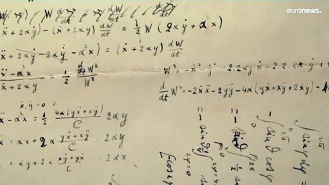 Manuscrito com teoria da relatividade de Albert Einstein rende 11,6 milhões em leilão