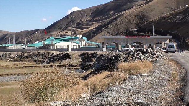 المعابر الحدودية بين تركيا وإيران تأثرت بعوامل عديدة أبرزها كورونا