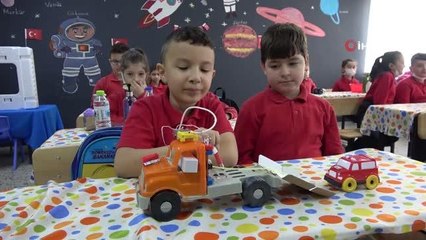 Son dakika haber | Öğretmen çift el ele verip çocuklara bilimi sevdiriyor