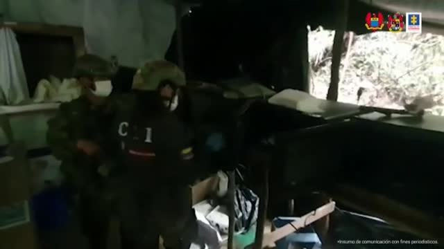 El Ejercito colombiano incauta diez toneladas de cocaína en un laboratorio en la selva