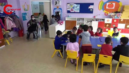 Tuba öğretmen engelleri öğrencileriyle aştı