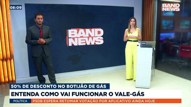 Com a aprovação do vale-gás, mais de 19 milhões de famílias terão 50% de desconto no botijão. Veja como vai funcionar o benefício.Saiba mais em youtube.com.br/bandjornalismo#BandNews20anos #valegás #botijão #benefício