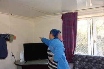 TAŞ OCAĞINDAKİ PATLATMALAR, EVLERİN DUVARLARINI ÇATLATTI