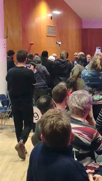 Piers Corbyn disrupts a Sadiq Khan Q&A with anti-vax 'protestors'