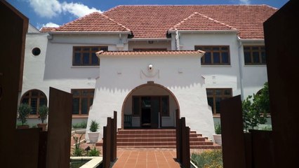 منزل مانديلا في جوهانسبرغ يتحول إلى فندق أنيق