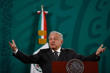 AMLO explica las causas del alza en el precio del dólar