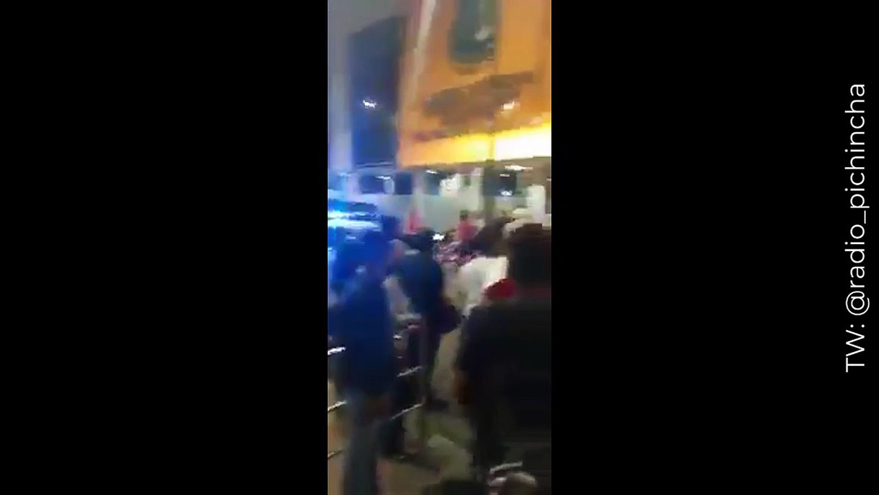 Policía irrumpe una boda y detiene al novio por deberle a su ex la cuota alimentaria