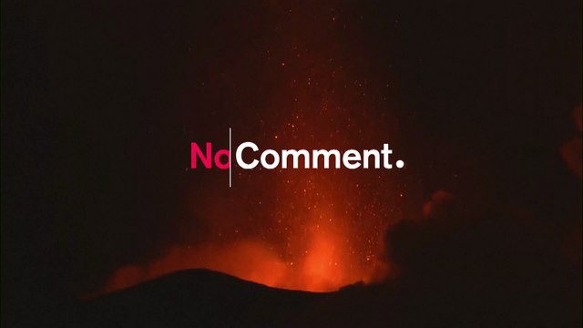 Vulcão Cumbre Vieja continua em erupção