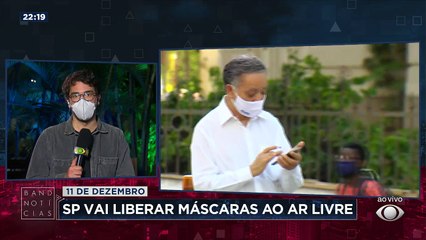 Download Video: Proteção vai deixar de ser obrigatória ao ar livre, mas continuará sendo exigida em espaços fechados e no transporte público.