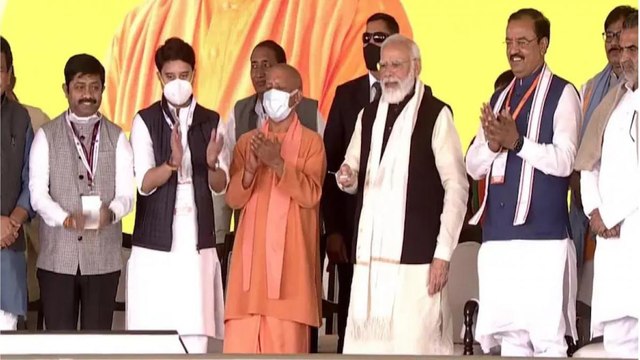 PM Modi lays foundation stone of Jewar airport