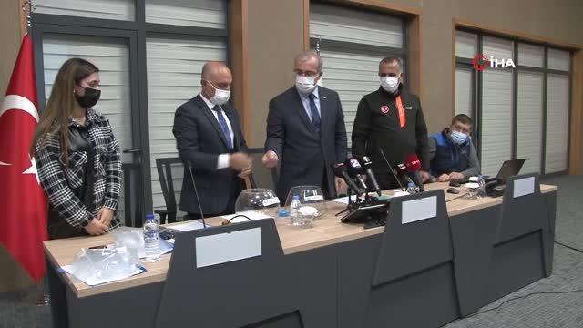 Deprem konutları hak sahiplerine teslim edilmeye devam ediyor