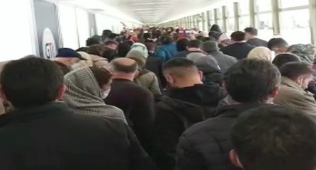 Kapıköy Sınır Kapısı’nda ‘Muhteşem Cuma’ yoğunluğu