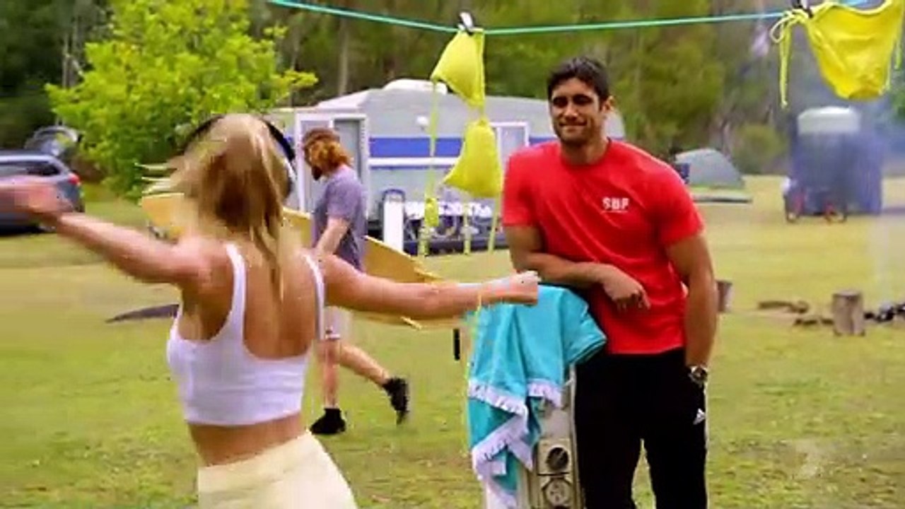 Home and Away's Chloe kills her dad in shock finale twist