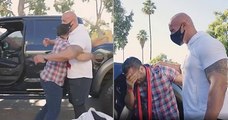 Dwayne « The Rock » Johnson offre sa voiture personnelle à un fan qui voue sa vie à aider les autres